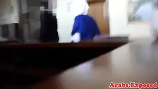 هواة محجبة تتلقى قذفًا على الوجه بعد ممارسة الحلق