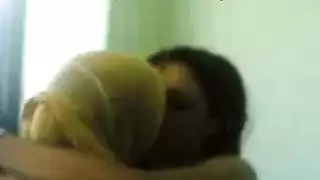 سحاق بنت مع زوجة اابيها