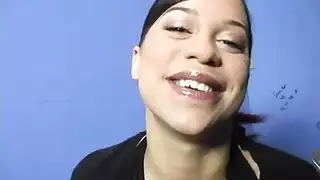 اخ ينيك اخته بجانب امه وهى نايمة1e09aqu1rkq2