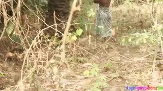 رجل أسود مسيطر يمارس الجنس معها بلا وعي