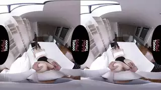 خيال جماعي تمص قضيبين في وقت واحد