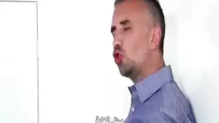 ربة منزل لا تشبع تأخذ أي قضيب متاح حركة إكس إكس إكس