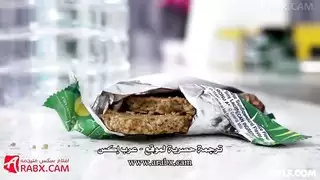 جهد ربة المنزل: بورن مترجم لأم تُدمر