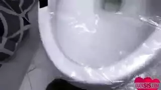 اخت تشرح لاخوها كيف يجلخ