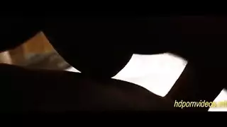 مقدمة أكل فرج تليها ضربات قضيب أسود قاسية