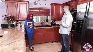 وضعية كلب مكثفة: شمرامة وقضيب متوحش