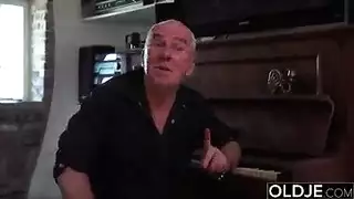 زب غليظ من الخلف