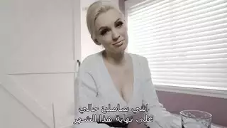 أم حزينة تحصل على ملء مهبلي وشرجي من عاهرات ناضجات
