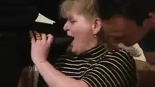 سكس ولد يبلبل كس امه بمناه