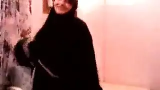 سكس سعودية ليلة الدخلة