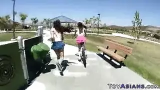 ركوب قضيب مكثف: تطحن بوحشية على رجولته