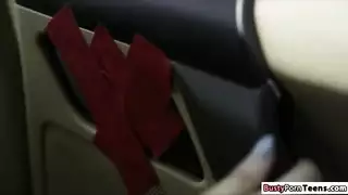 طالبة مشاغبة تتعرض للضرب من عميل سري جماع تجسس ساخن