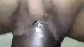 إيلاج ثلاثي صريح مع عاهرة كاميرا شقراء مبتسمة