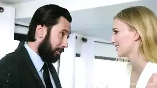 بدلة قوة وجنس عنيف: فانتازيا أفلام إباحية مكتبية