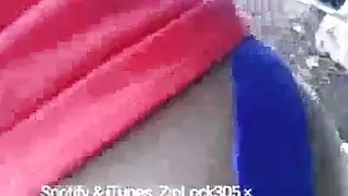 قضيب الشاب يُدمر من قبل رئيسة سمراء مثيرة تمتطيه