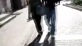  الفتاة المراهقة تأخذ جولات متعددة من إباحية بي بي سي