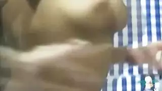 سخيف و شاعر المليون أمام النافذة