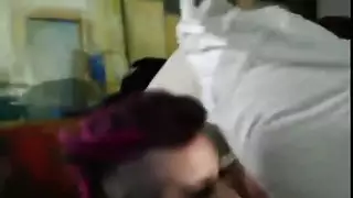 سمراء ملونة بشامة وثدي كبير تمارس جنس صريح