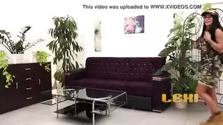 الفم وأكثر: يستخدم الكلمات كأسلحة