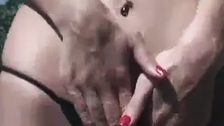 شهوة الحيوان: نساء تأخذ قضيب الكلب