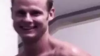 جلسة تخصيب بقضيب أسود كبير ضخم