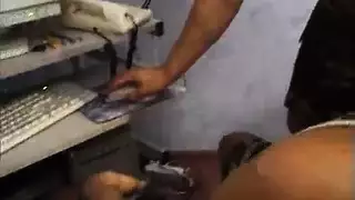 مشهد الشفط العميق والحركة الإباحية الصريحة لشيرين