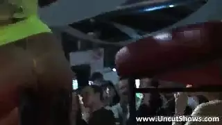 تتألم لتملأها السائل المنوي