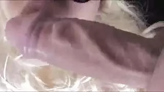 نتكلم العربية هنا: تدليك قوي وإنهاء بالقذف الداخلي