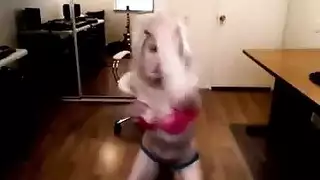 تجميع مشاهد جنسية صريحة