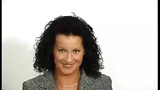 تعاون بورن عربي وأجنبي