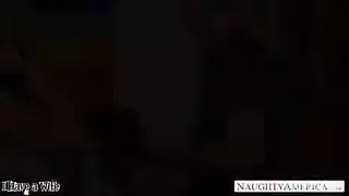 كس روسي كبير يُحلق بالكامل – محتوى للكبار صريح