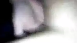 زوج غني يجعل زوجته مثارة بمجرد مشاهدته