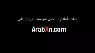 زوجة الأب أفا آدامز تبتلع سائل الكوري المنوي لحماية ابنتها