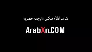 قضيب أسود عملاق يتولى زمام الأمور في حفلة جماع إباحية صريحة