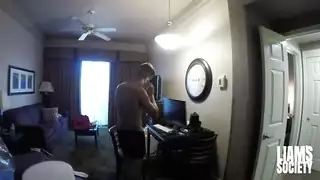 سكس الابن نيك أمه قذف الهائل في كيسها