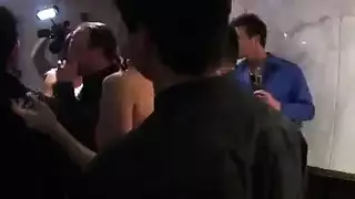 كمال الاجسام فستان البريء