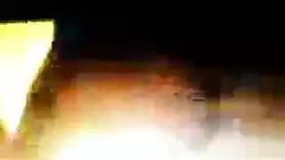 سمراء نارية تمارس الجنس مع زجاجة إكس إكس إكس
