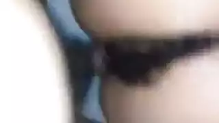 زوجتي المستقبلية تأخذ قضيبي بعمق