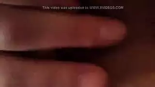 شقراء وقحة تتعمق في مص قضيب وتأخذ إيلاج مزدوج في مشهد صريح
