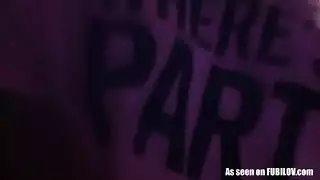 جنس عنيف والجينز: رحلة جامحة