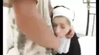 كيف الاب يغتصب بنته