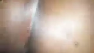 عاهرة المؤخرة الكبيرة في علبة صباحية دبل بنيتجر إباحي