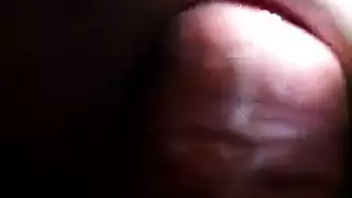 العمل المكتبي يتحول إلى جلسة جماع عميق