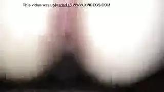 وقحة بيضاء، بروك هيوز فقط يحب الديك الأسود الكبير