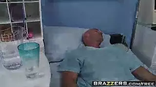 تنتاك من معلم الصحية بلحمام
