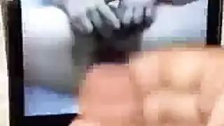 رغبة مسؤول: شخصية مهمة يطالب بكس الجمال بالسائل المنوي