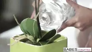 دانيال الهزاز يضرب كسها المبلول