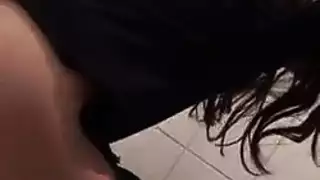 نورهان في حمام الشركه