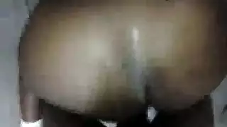 أدريانا لونا تستسلم لجماع جماعي قاسٍ