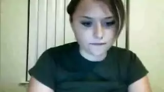 امرأة مكتنزة تُضاجع بقضيب ضخم بعد لعق مكثف